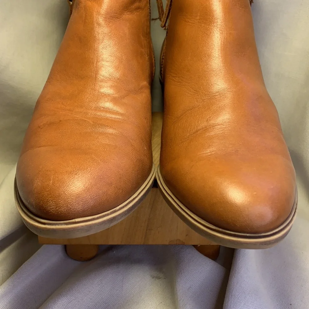 Lauren Ralph Lauren super soft glove leather ankle